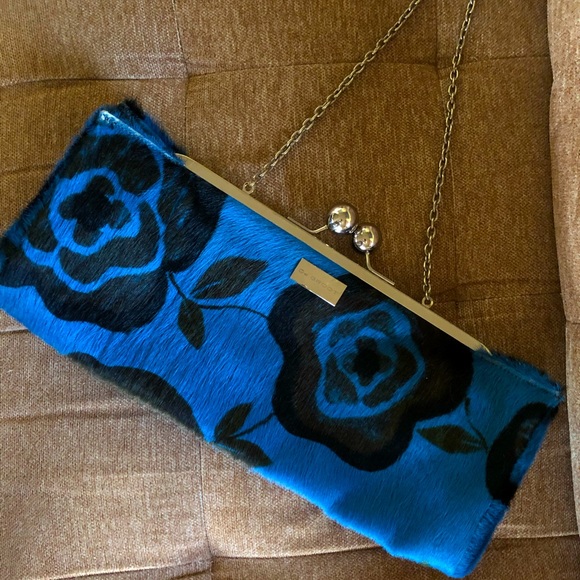 Dyed Genuine Cow Hyde w/ Fur Leather Hand Clutch - Picture 8 of 9